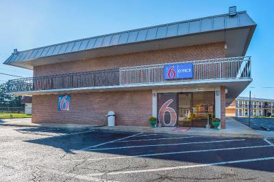 Motel 6 Perry