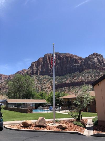 Bumbleberry Inn