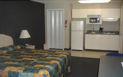 Studio Inn Suites