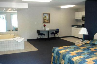 Studio Inn Suites