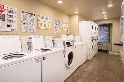 Woodspring Suites Charleston Ashley Phosphate