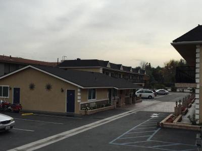 Walnut Inn Suites West Covina