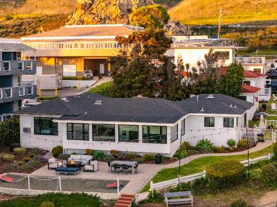 Tides Oceanview Inn And Cottages