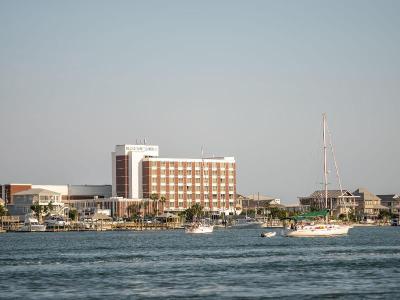 Blockade Runner Beach Resort