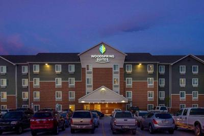Woodspring Suites Fargo
