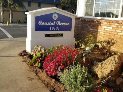 Coastal Breeze Inn