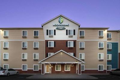 Woodspring Suites Firestone
