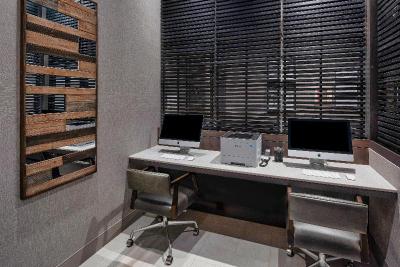 Staybridge Suites Boston Logan Airport - Revere