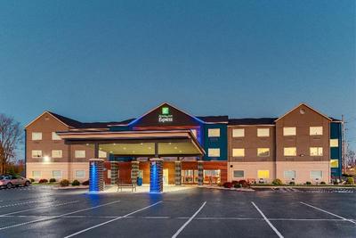 Holiday Inn Express Cincinnati North - Monroe