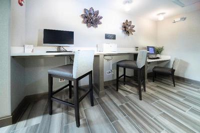 Staybridge Suites Summerville