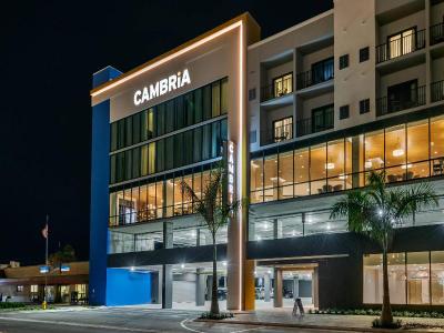 Cambria Hotel St Petersburg Madeira Beach Marina