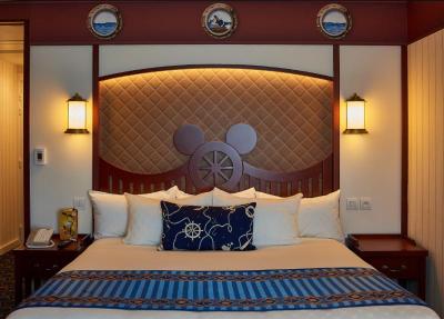 Disney's Newport Bay Club