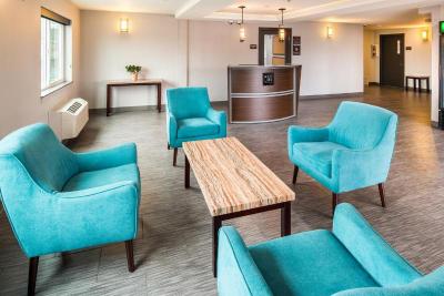 Red Lion Inn & Suites Everett