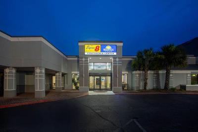 Days Inn By Wyndham Mobile I 65