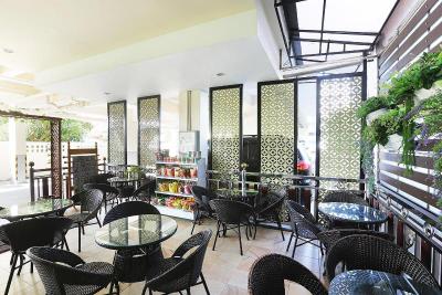 V Place Residence
