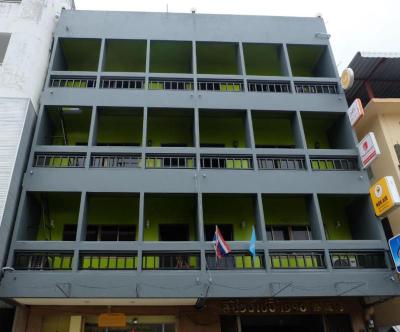 B&B House & Hostel by ZUZU