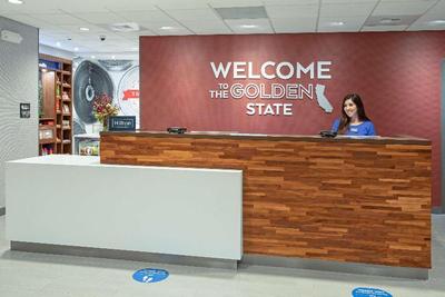 Hampton Inn & Suites Watsonville, CA