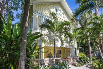 Miami River Inn