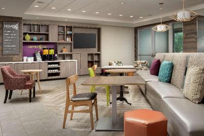 Home2 Suites by Hilton Miami Doral West Airport