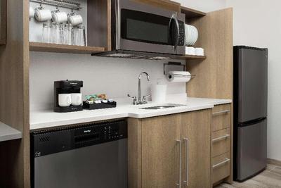 Home2 Suites by Hilton Miami Doral West Airport