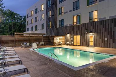 Courtyard By Marriott Charleston North Charleston