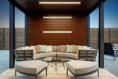 Courtyard By Marriott Savannah Airport