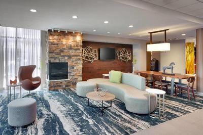 Fairfield Inn Suites By Marriott Springfield North