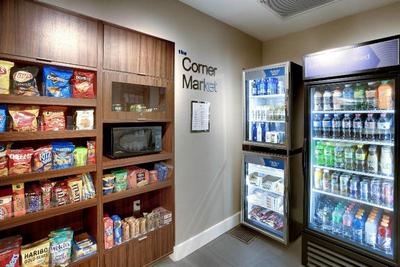 Fairfield Inn Suites By Marriott Springfield North