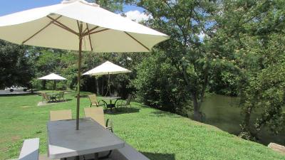 Arbors At Island Landing Hotel Suites