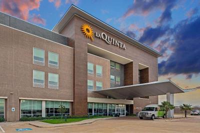 La Quinta Inn & Suites Plano Legacy Fri