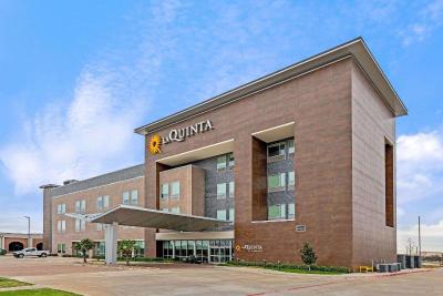 La Quinta Inn & Suites Plano Legacy Fri