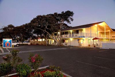 Motel 6 Monterey