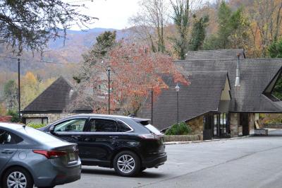 Chalet Inn