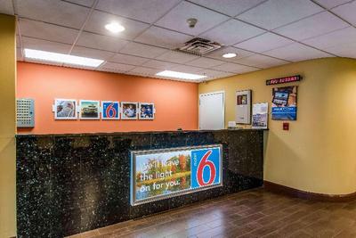 Motel 6 Harrisburg Hershey North