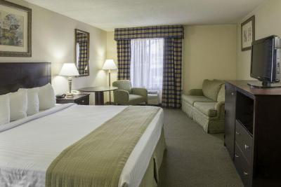Inn at Chocolate Ave SureStay Collection by BW
