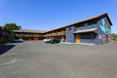 Coast River Inn by OYO Seaside