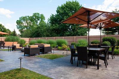 Courtyard By Marriott Ithaca Airport University