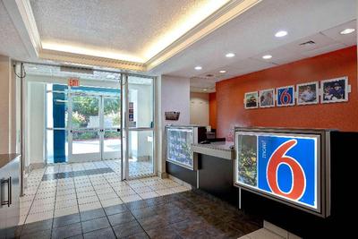 Motel 6 Gilroy