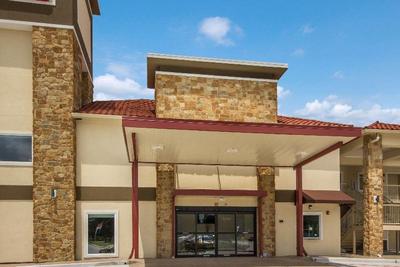 Regency Inn & Suites