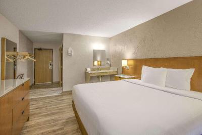 Rodeway Inn Grand Rapids