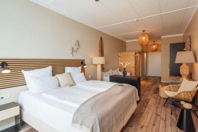 Aqua Hotel Hostel