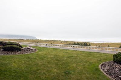 Hi Tide Oceanfront Inn