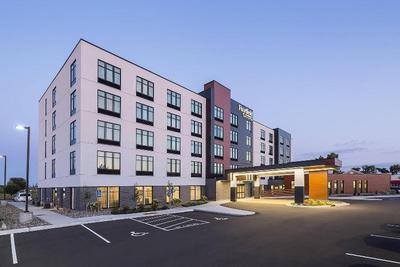 Fairfield Inn Suites By Marriott Minneapolis North