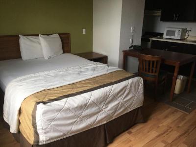 Host Inn And Suites