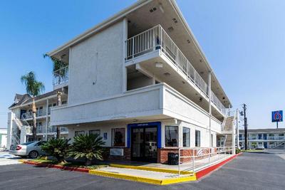 Motel 6 Anaheim Fullerton East