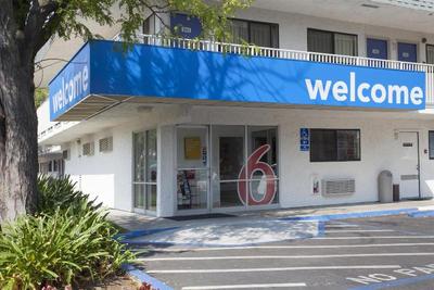 Motel 6 Davis Sacramento Area