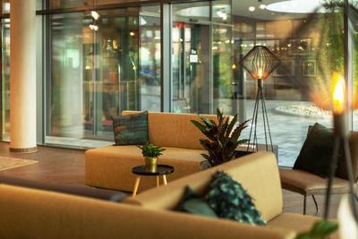 Holiday Inn - the niu, Mesh Stuttgart Messe