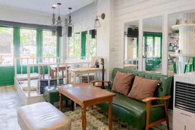 Ratana Boutique Hostel by ZUZU