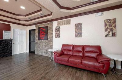 Red Roof Inn & Suites Pensacola - NAS Corry