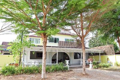 674 Greenery Home